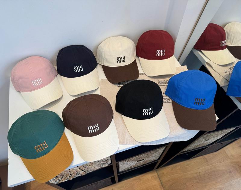 Miumiu cap dx119
